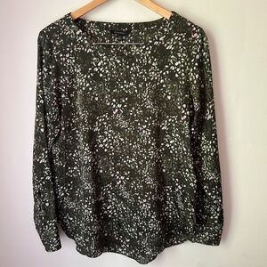 Banana Republic Dark Green Pink and White Floral patterned Blouse, Size: S